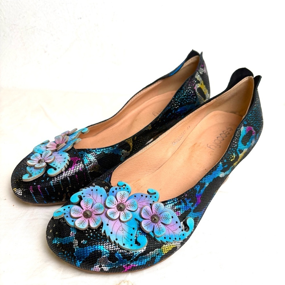 SOCOFY Leather Metallic Floral Applique Snakeskin Pump Heels Artsy 41 (10-10.5)